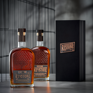 Bouteilles en verre cristal blanc carrées de 750 ml de la marque Keystone, bouchon à couronne, impression sérigraphique, emballage de haute qualité, whisky, liqueur - Product Image 3