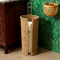 Porte-serviettes en papier tressé en jonc de mer, support de rouleau de comptoir rustique bohème, support vertical en rotin naturel pour rouleau de cuisine