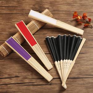 Abanicos de Mano Plegables de Bambú Personalizados al por Mayor, Abanicos de Tela de Seda Blanca para Bodas, Recuerdos de Boda para Novias - Product Image 6