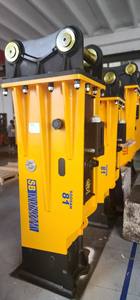 Martillo hidráulico SOOSAN SB81 tipo BOX con kit de carga de gas para excavadoras de 18-26 toneladas para demolición - Product Image 3