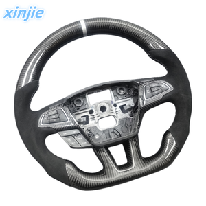 Volant en fibre de carbone personnalisé pour <span class=keywords><strong>Ford</strong></span> <span class=keywords><strong>Focus</strong></span> <span class=keywords><strong>MK3</strong></span> 2015 2016 <span class=keywords><strong>2017</strong></span> MK4 <span class=keywords><strong>ST</strong></span> RS Accessoires d'intérieur de voiture Volant - Product Image 4