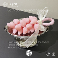 Savon Décoratif Fraise Artisanal 3-en-1 : Nettoyage, Aromathérapie et Décoration – Idéal pour Maisons Neuves, Véhicules Récréatifs, Armoires, Salles de Bain, etc.