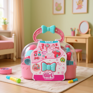 Ensemble de maquillage miniature en plastique pour filles avec accessoires pour enfants de 3 ans et plus Fabriqué en Italie - Product Image 3