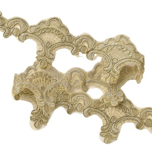 Nouvel arrivage Bozhou en stock : Dentelle polyester perlée de 14 cm, broderie écologique pour robe de mariée DIY et vêtements de mariée - Product Image 5