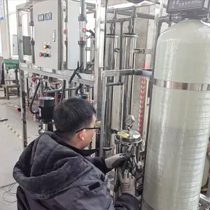Borehole Limestone 500L/H 3 Tons Per Hour Munucipal Water Packaging Machine 2000 Liters Per Hour Reverse Osmosis Water Treatment