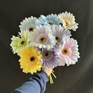 Junheyuan Artificial Gerbera Daisy Single Stem Silk Flower Home Decoration Plant <b>Wall</b> <b>Waterfall</b> Arrangement - Product Image 1