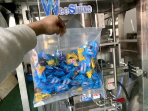 Tự động dọc salad trái cây tươi rau đóng bao máy Trọng lượng đóng bao Rau máy đóng gói - Product Image 4