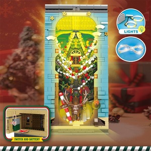 Reobrix 66033 Christmas Bookend Street Scene <b>Building</b> <b>Blocks</b> Educational Toy 800+ Pieces for Ages 8-13 - Product Image 4