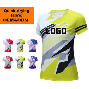 Camiseta transpirable de compresión Fit Slim Fit para hombre para recuperación y entrenamiento con control de olores - Product Image 3