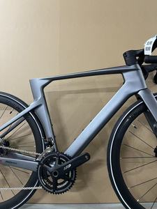 R10pro-disc (sport) 22 Velocidades 700C Bicicleta de Carretera de Fibra de Carbono Completa con Frenos de Disco para Adultos R10pro-disc (sport)-RS-22S Profesional - Product Image 6