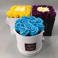 Boîte cadeau ronde en carton recyclé de haute qualité avec estampage à chaud en feuille d'or pour fleurs