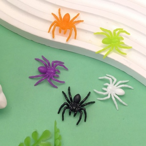 100 Uds pequeñas arañas de simulación de Halloween Mini juguetes de plástico resina Micro ornamento casa de muñecas muebles decoración del hogar 18*22mm - Product Image 4