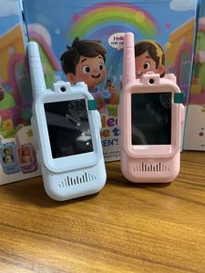 <span class=keywords><strong>Walkie</strong></span> <span class=keywords><strong>Talkie</strong></span> para Niños, Paquete de 2, Alcance de 300 m, Cámara en Vivo, Cambiador de Voz, Recargable por USB, Regalo de Navidad para Niños y Niñas de 3 a 12 Años - Product Image 2