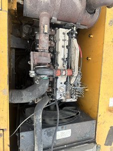 รถขุดไฮดรอลิกแบบตีนตะขาบ Hyundai 305LC-7/R305 มือสอง น้ำหนัก 30 ตัน พร้อมเครื่องยนต์และมอเตอร์ รุ่นปี 2015 305 - Product Image 6