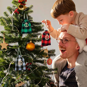 Bolsa de tela con cordón inspirada en el calendario de Navidad al por mayor, suministros decorativos cuadrados para interiores, adornos navideños - Product Image 5