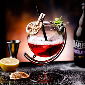 Verres à cocktail de forme unique, ensemble de verres à vin en cristal pour <span class=keywords><strong>martini</strong></span>, verres à vin personnalisés - Product Image 1