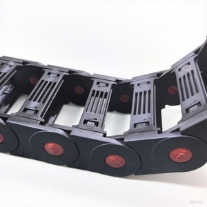 Yodel Chi Phí Hiệu Quả Tùy Chỉnh Cadena Porta Cáp 80*100 Băng Tải Nylon Kéo Chuỗi Cáp Nhựa Kéo Chuỗi Cho Máy CNC - Product Image 3