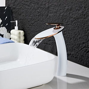 Robinet de lavabo encastré en laiton style méditerranéen, 1 trou, eau chaude et froide, pour appartement, finition or brillant - Product Image 2