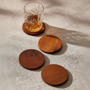 ที่รองแก้วไม้สำหรับบ้านไร่แบบเรียบง่ายทำจากไม้ธรรมชาติพร้อมพื้นผิวกันลื่นเหมาะสำหรับงานเลี้ยงสังสรรค์ในครอบครัว - Product Image 1