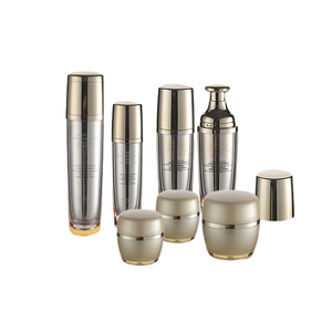 30ml 60ml 120ml chăm sóc da chai Acrylic chất liệu độ ẩm Lotion Toner <span class=keywords><strong>container</strong></span> nền tảng chai với máy bơm - Product Image 2