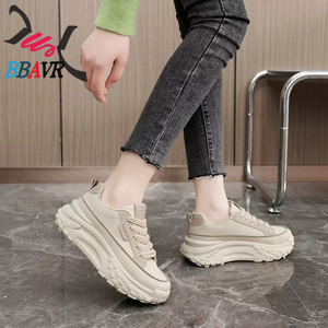 Chaussures de tennis pour femmes à plateforme épaisse, style hiver, semelle épaisse, chaussures de marche pour femmes, nouveaux modèles - Product Image 5