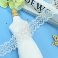 Dentelle brodée florale noire et blanche à paillettes, style luxueux et sexy, idéale pour robes de mariée et accessoires – Meilleures ventes