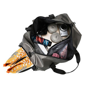 Sac à dos de sport multifonctionnel en nylon imperméable avec logo personnalisé, grand format, sac de voyage, sac de sport avec compartiment à chaussures - Product Image 4