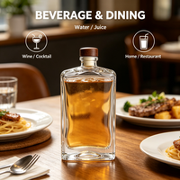 Bouteille de liqueur en verre transparent carrée de 500 ml à fond épais avec bouchon en bois, finition mate, options d'impression sérigraphique et de gravure pour la tequila