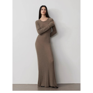 Abito Lungo in Lana con Bordi Grezzi e Effetto Drappeggiato, Vestibilità Slim - Product Image 2