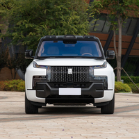 BYD Yangwang U8 SUV de luxe tout-terrain à autonomie étendue, quadricycle électrique E4 DiSus-P Tank Turn Amphibious EV, autonomie CLTC de 1205 km