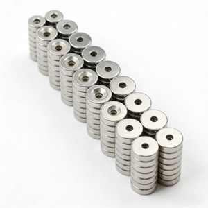 ผู้จัดจำหน่ายแม่เหล็กแรร์เอิร์ธ แม่เหล็กนีโอไดเมียมเหล็กโบรอนแบบแผ่นสั่งทำพิเศษ แม่เหล็ก NdFeB พร้อมรูเจาะแบบฝัง N30-N54 เกรดเคลือบ Ni-Cu-Ni - Product Image 4