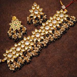 Conjunto de Joyería Nupcial Tradicional India de Cobre con Collar Étnico Kundan y Pendientes a Juego para Mujer - Product Image 4