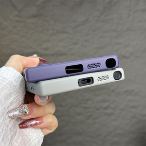 Étui de protection en silicone liquide souple pour Samsung S25 S24 Series, <span class=keywords><strong>coque</strong></span> mate douce pour la peau avec film de protection intégré pour l'objectif de l'appareil photo - Product Image 6