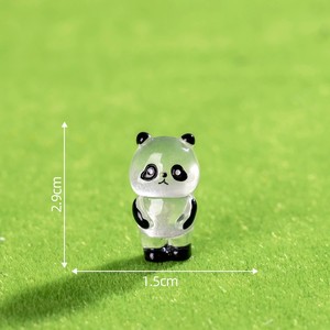 CHENXI Mini 3D Mignon Panda Chinois en Résine Écologique Peint à la Main Ornements de <span class=keywords><strong>Jardin</strong></span> DIY Accessoires de Décoration Intérieure Porte-clés - Product Image 3
