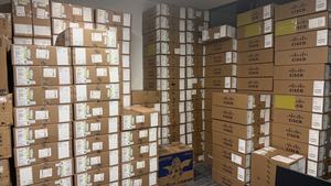 <span class=keywords><strong>Cisco</strong></span> chất xúc tác 8300 loạt cạnh nền tảng loạt 2ru với 10g WAN mạng <span class=keywords><strong>Router</strong></span> C8300-2N2S-4T2X - Product Image 6