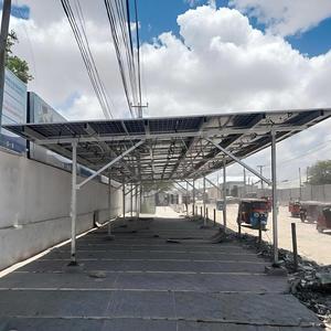 Support de hangar de stationnement de voiture en aluminium de pré-assemblage Structure d'abri de voiture <span class=keywords><strong>solaire</strong></span> étanche - Product Image 2