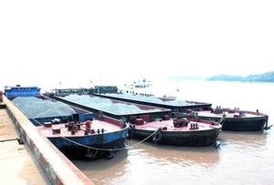 Cina cantiere navale 1000ton auto-scarico di sabbia chiatta/Cargo chiatta/sabbia di trasporto nave con nastro trasportatore - Product Image 6