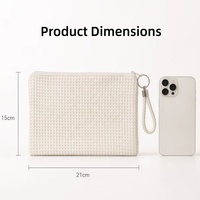 Pochette de maquillage gaufrée imperméable personnalisable à faible MOQ avec logo, fermeture éclair à cordon, souple, pour voyage, trousse de toilette et cosmétiques pour femmes et filles, vente en gros