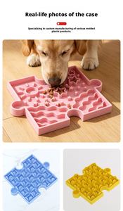 Tapis d'alimentation pour chien en silicone à alimentation lente avec ventouse - Conception portable, écologique et étanche pour une alimentation interactive et saine - Product Image 6