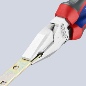 Alicates combinados KNIPEX 02 05 200, resistentes, con mangos ergonómicos, cromados, 200 mm - Product Image 2