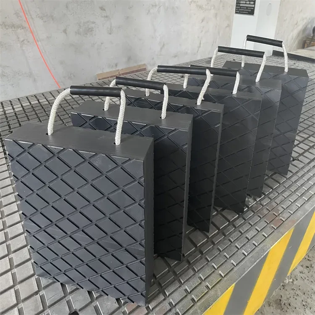 Heavy Duty Jack Stabilizer Crane Support Mat Uhmwpe Outrigger Pads