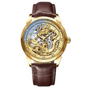 Reloj mecánico con dragón en relieve para hombre, luminoso, resistente al agua, con diamantes incrustados, totalmente automático. - Product Image 1