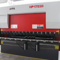 Presse plieuse CNC industrielle pour la fabrication d'équipements de cuisine en acier inoxydable