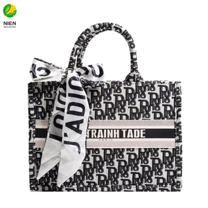 Chất lượng cao tùy chỉnh in logo xách tay của phụ nữ màu đen mua sắm <span class=keywords><strong>Tote</strong></span> Túi Dây Kéo Vải vải Bán buôn túi xách bãi biển - Product Image 1