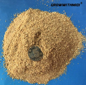 Aliment à base de gluten de maïs 18% Additifs alimentaires spécialisés <span class=keywords><strong>pour</strong></span> les <span class=keywords><strong>poules</strong></span> <span class=keywords><strong>pondeuses</strong></span> et les porcs - Product Image 4