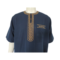 Vente en gros Nouveau design Modeste Respirant Manches courtes Brodé Style marocain Thobe arabe Polyester Automne/Printemps/Été
