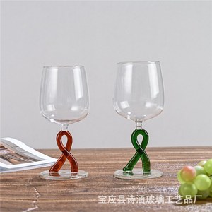 Verre à vin créatif en forme d'ange pour la Saint-Valentin, design minimaliste moderne, capacité de 201 à 300 ml - Product Image 2