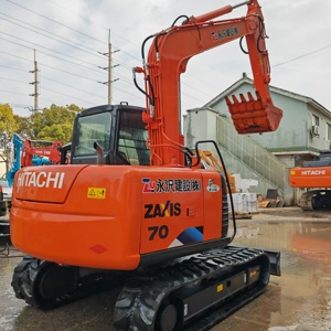 รถขุดไฮดรอลิกขนาดเล็ก Hitachi ZX70 สีเดิมจากโรงงาน เหมาะสำหรับงานก่อสร้าง แถมฟรีรางยางเสริม - Product Image 4