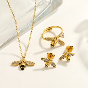 MICCI Juegos de Joyería de Acero Inoxidable que No se Deslustra con Aretes y Collares Delicados de Abeja para Mujer - Product Image 2
