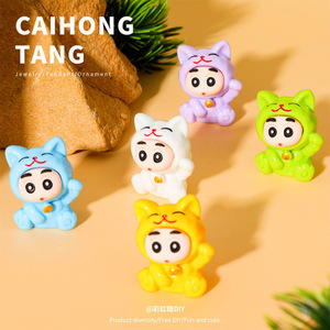 Pendentif clochette en résine de dessin animé Caihong Tang Shin-chan, bijou, ornement de voiture, accessoire décoratif DIY - Product Image 2
